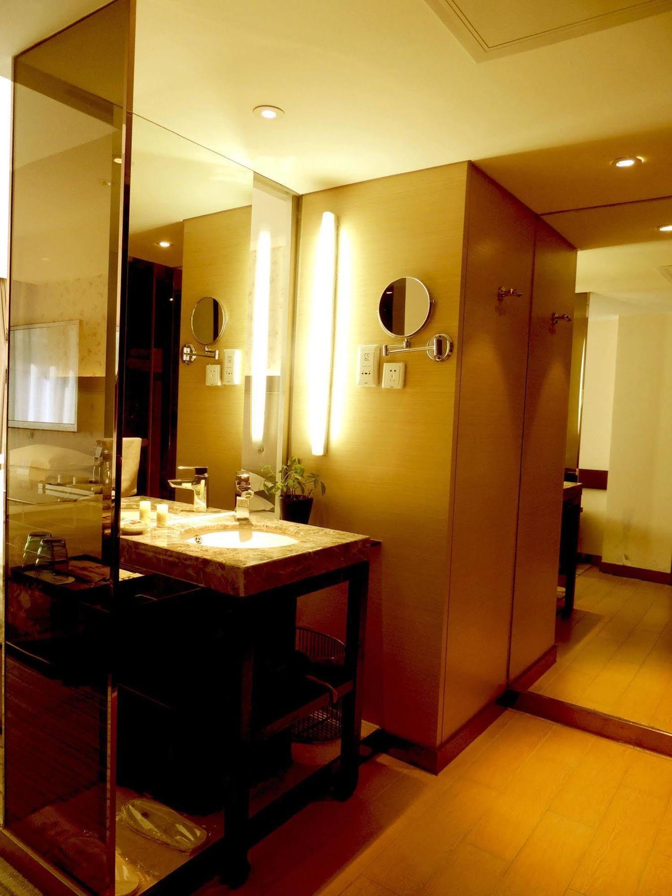 Traveler Inn-Hepingli Beijing Exterior photo