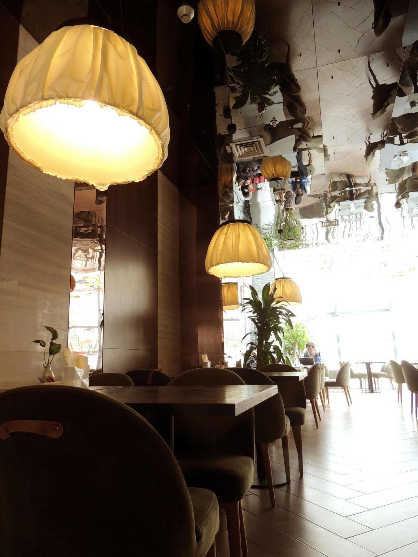 Traveler Inn-Hepingli Beijing Exterior photo